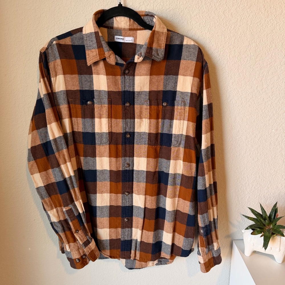 Sonoma Men's Brown, Navy & Cream Plaid Button-Down Shirt Size Large